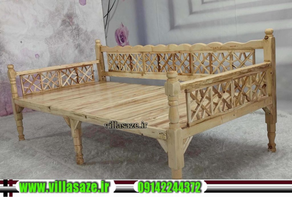تخت سنتی با چوب روس