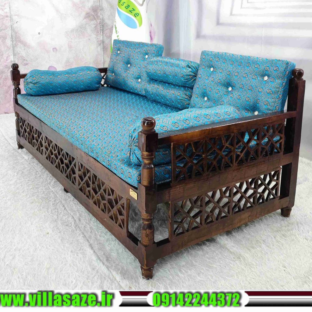 تخت چوبی سنتی